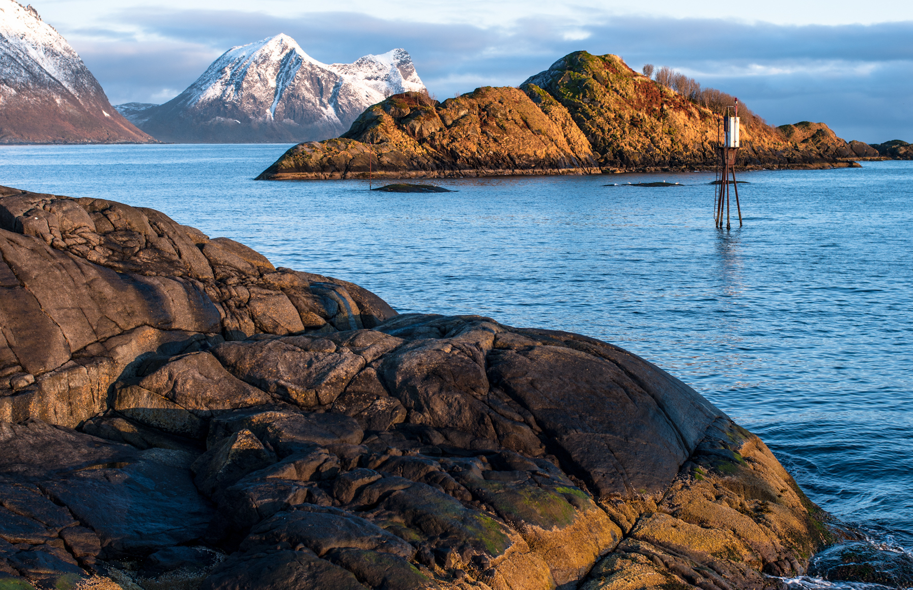 zeilvakantie Noorwegen Lofoten Vesteralen zeilen Sommaroy Senja hike wandelen sailing