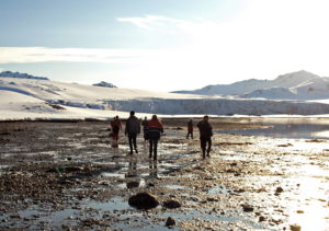 Spitsbergen Svalbard gletsjer wandeling ondergaande zon sailing zeilen zeilexpeditie Trygghamna Isfjord SeaWind Adventures